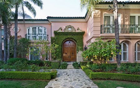 Christina Aguilera's house at Beverley Hills.